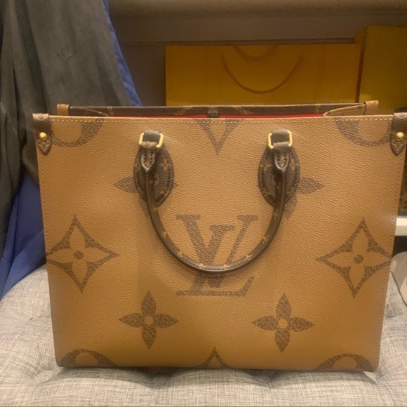 LV ON THE GO  mm this is a brand new bag authentic. By far the best LV must have - Picture 8 of 11